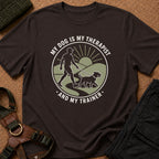 Mi perro es mi terapeuta y mi entrenador camiseta