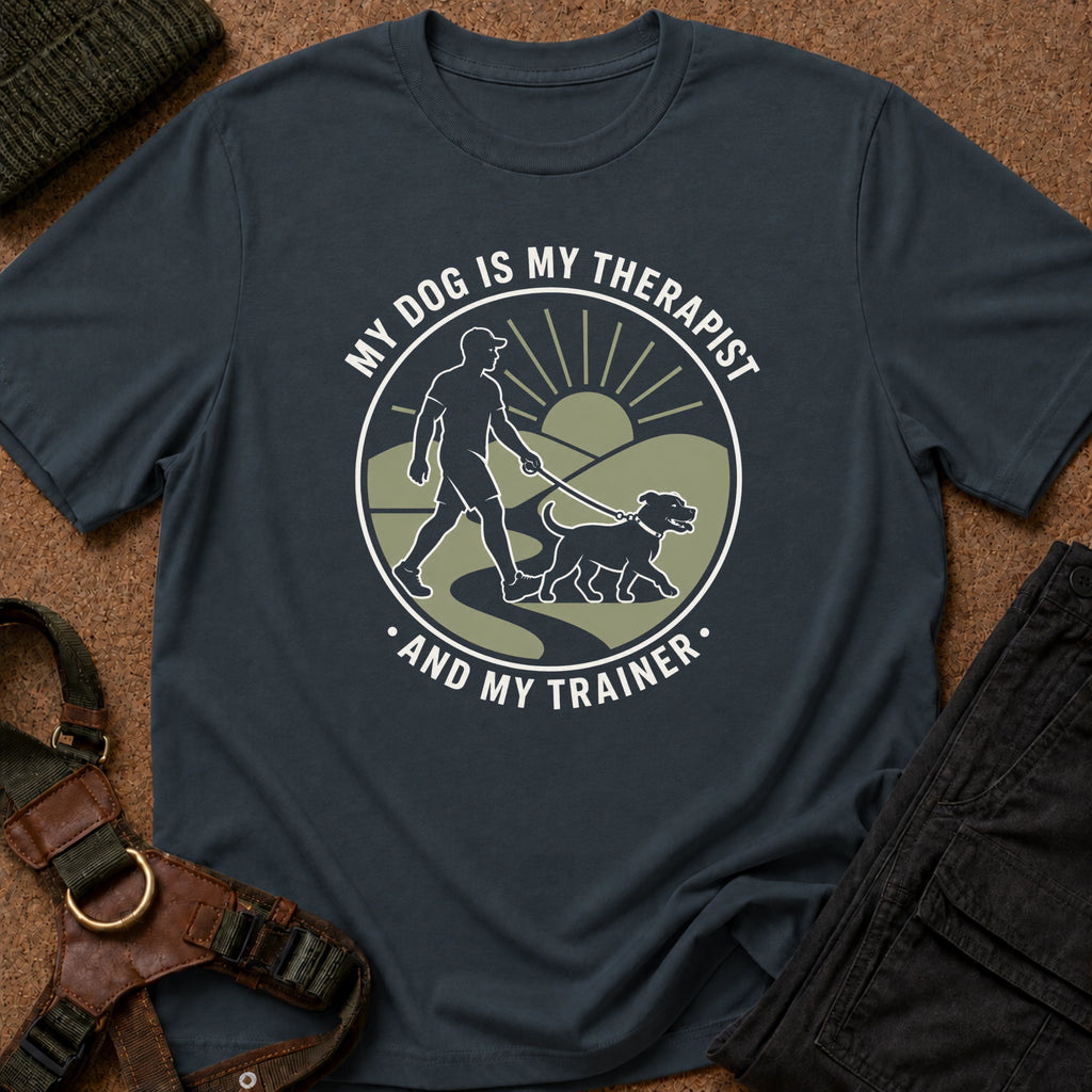 Mi perro es mi terapeuta y mi entrenador camiseta